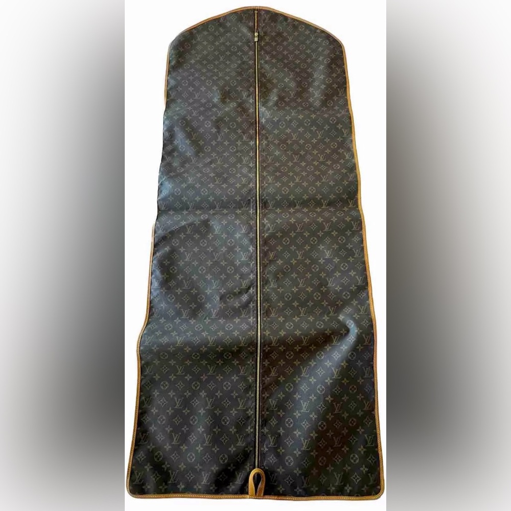 Vintage Unisex Louis Vuitton French Malletier Monogram garment bag